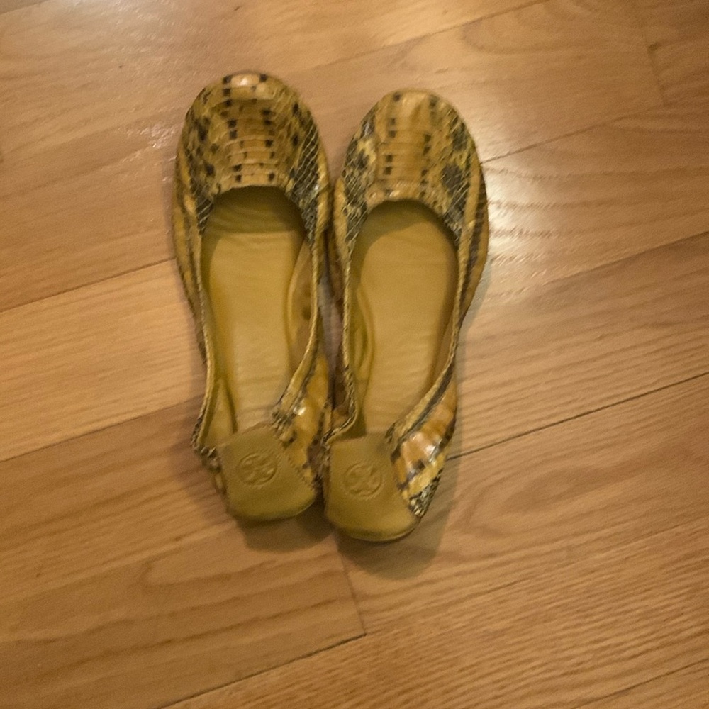 Tory Burch yellow flat